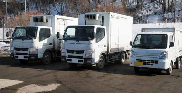 道東観光開発株式会社のトラックの写真